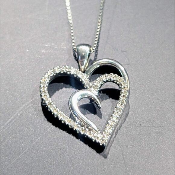 Sterling Silver 925 Double Heart Pendant Necklace – 20” Chain - Picture 2 of 4